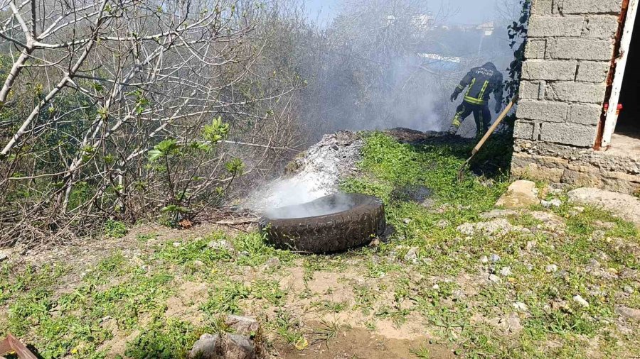 Yangın, Jandarma Ve İtfaiyenin Müdahalesi Söndürüldü
