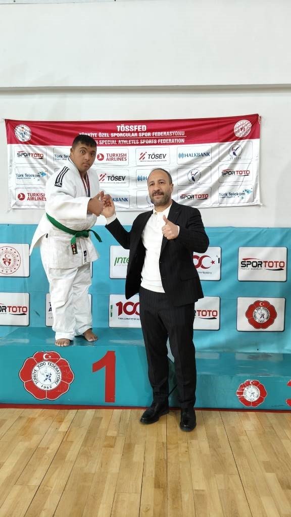 Kocasinan Sporcusu Samet Balcı, Türkiye Judo Şampiyonu Oldu