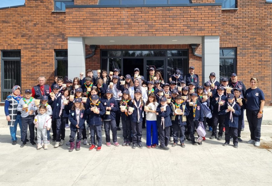 Minik İzciler Rattan Bambu İle Sepet Yaptı