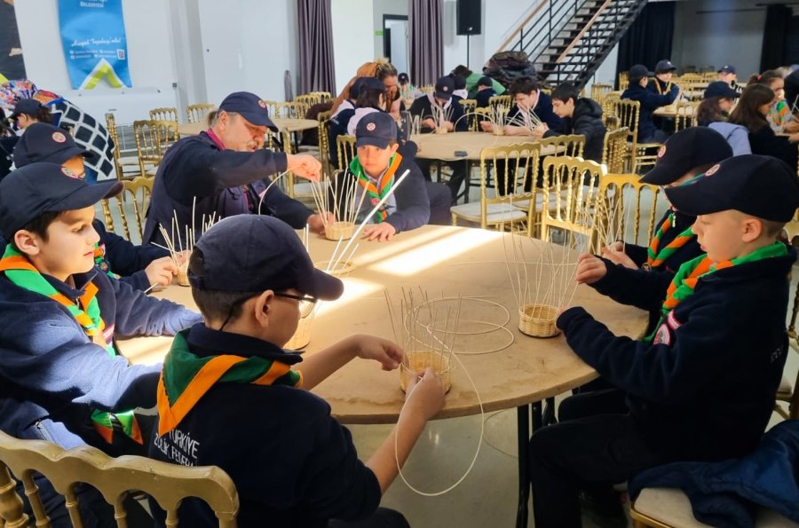Minik İzciler Rattan Bambu İle Sepet Yaptı