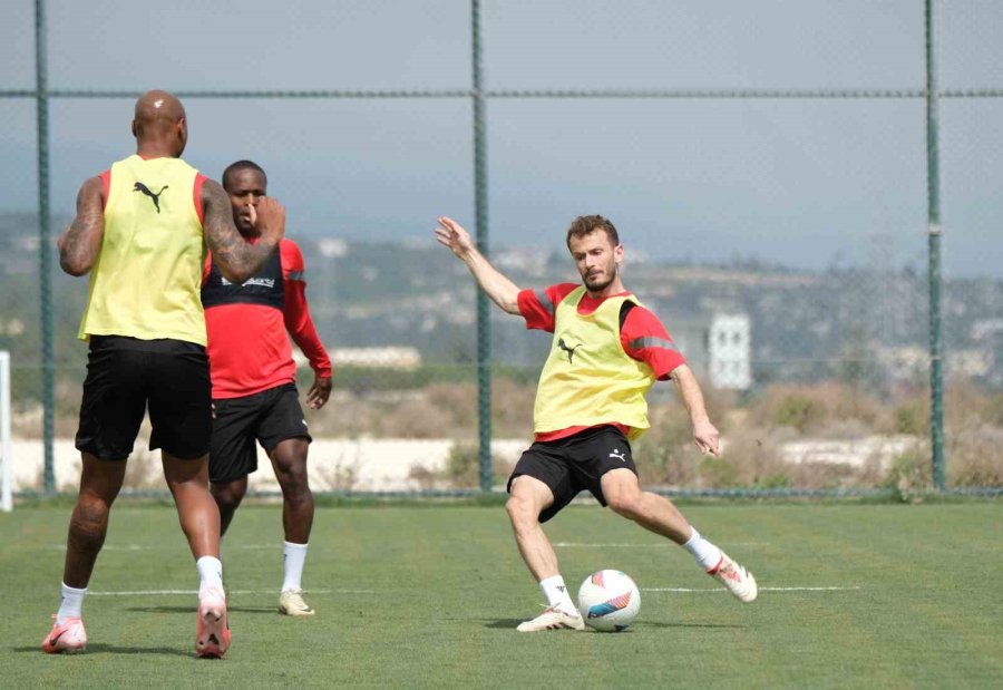 Atakaş Hatayspor, Kayserispor Maçı Hazırlıklarına Başladı