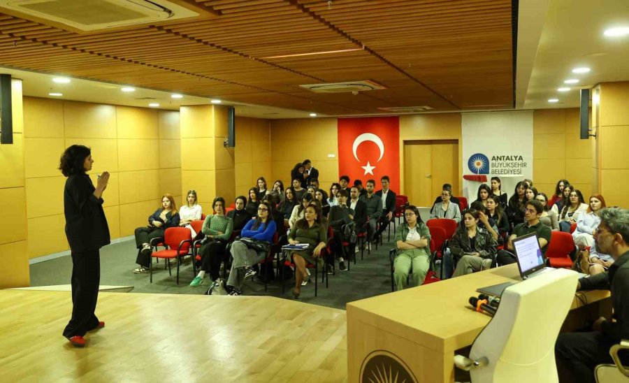 Büyükşehir’de Gençlere Avrupa Birliği Fırsatları Toplantısı