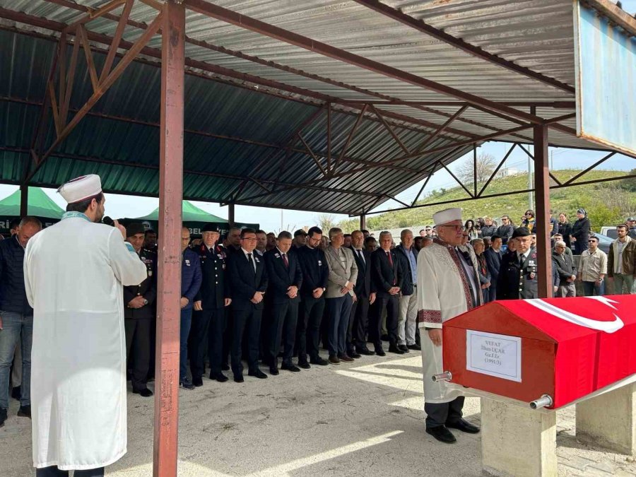 Serik’te Terör Gazisi Törenle Defnedildi