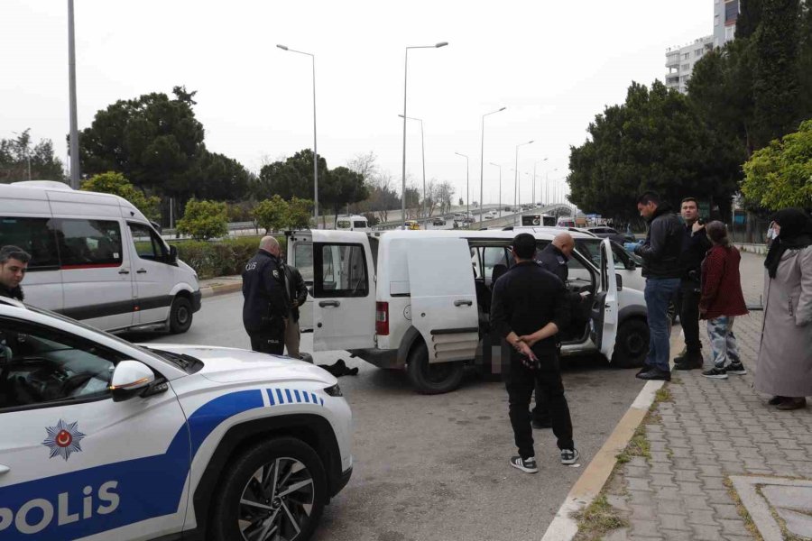 Adliyeye Birlikte Geldiği Arkadaşını 1 Saat Sonra Ölü Olarak Buldu