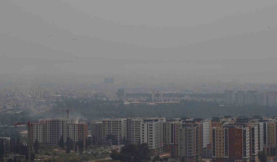 Meteoroloji Uyarmıştı: Antalya’da Toz Taşınımı Etkili Oldu, Görüş Mesafesi Düştü