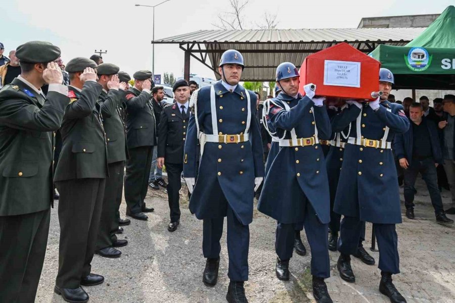 Serik’te Terör Gazisi Törenle Defnedildi