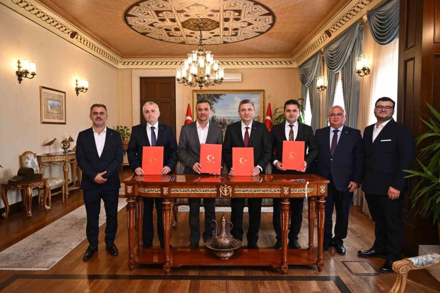 Manavgat’a 12 Derslikli Özel Projeli İlkokul İçin Protokol İmzalandı