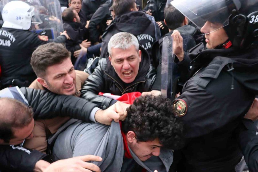 Kayseri’de Yasadışı Eylemlere Katılan Şüpheliler Suç Makinası Çıktı