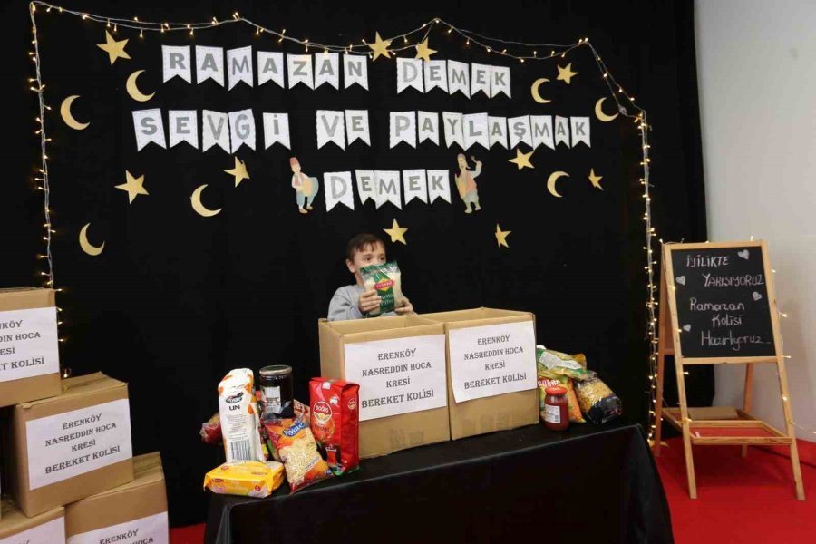 Minik Ellerden Bereket Kolisi