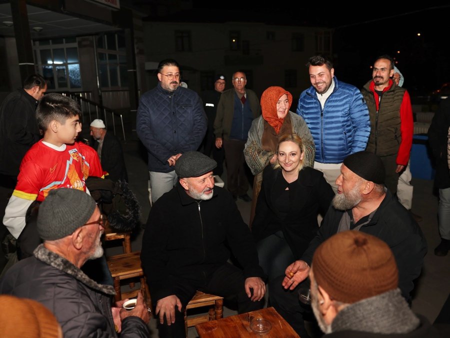Başkan Çolakbayrakdar, Ramazan Bereketini Her Gün Bir Mahallede Paylaşıyor