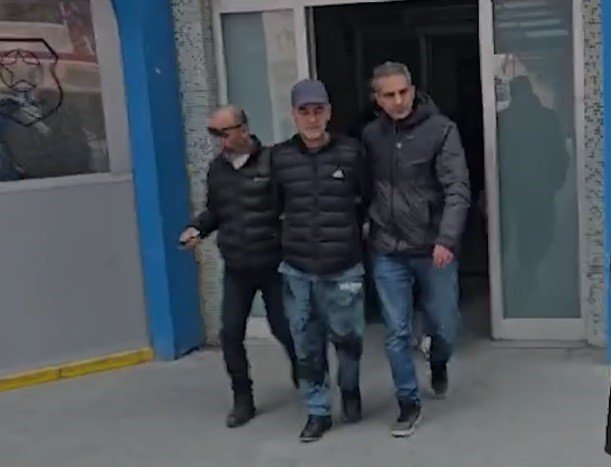Cezaevinden Firar Edip Sürekli Adres Değiştiren Hükümlü Polisten Kaçamadı