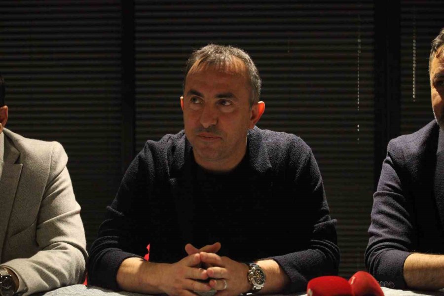 Konyaspor İftarda Basın Mensupları İle Bir Araya Geldi