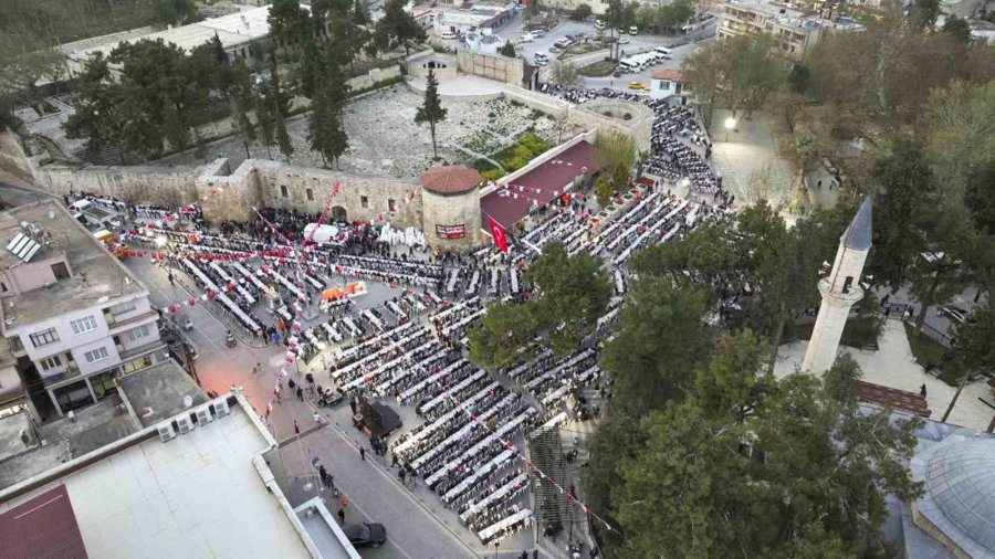 Başkan Seçer:"86 Milyon Kardeşçe Yaşamayı İstiyoruz"