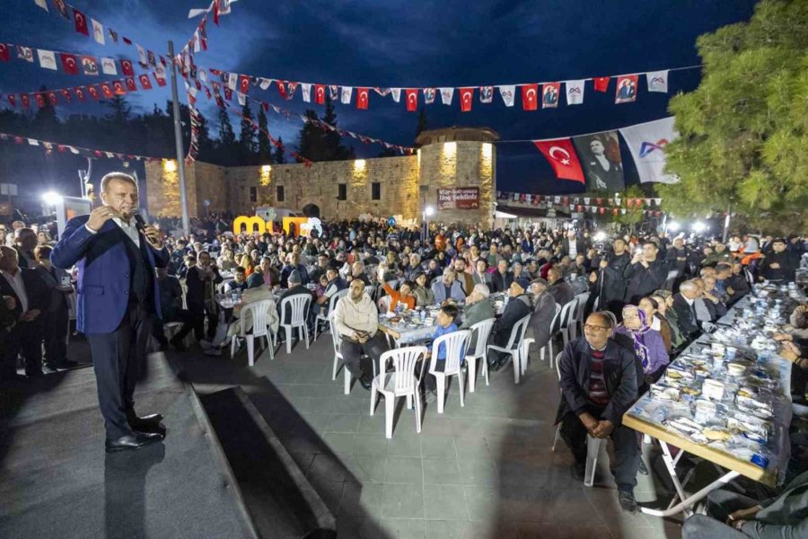 Başkan Seçer:"86 Milyon Kardeşçe Yaşamayı İstiyoruz"