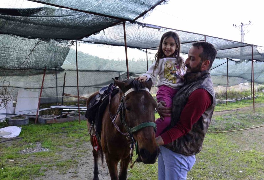 At Binme Çiftliğini Özel Ve Kimsesiz Çocukların Hizmetine Sundu