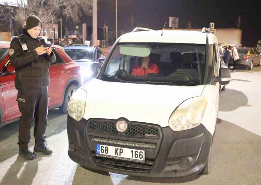 Muayenesiz Araçta 2. Kez Alkollü Ve Ehliyetsiz Yakalandı, "az Saygın Olsun" Dedi