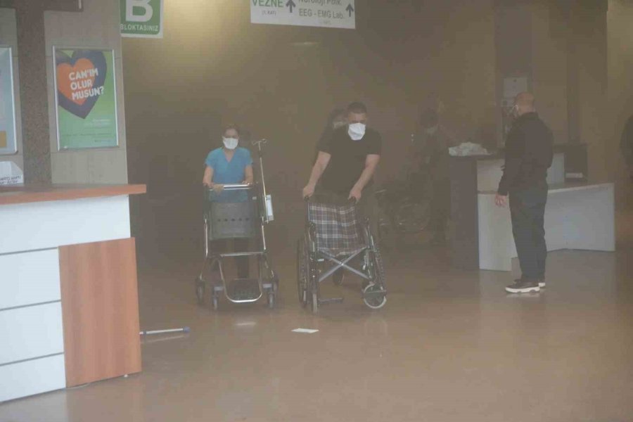 Antalya’daki Hastane Yangınında Tahliye Ve Sevk Edilen Hasta Sayısı Belli Oldu