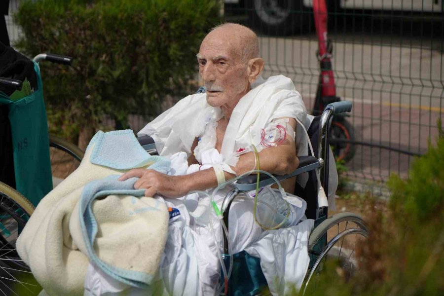 Antalya’daki Hastane Yangınında Tahliye Ve Sevk Edilen Hasta Sayısı Belli Oldu