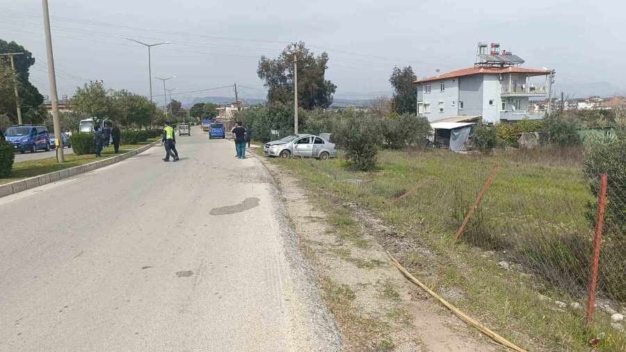 Takla Atan Otomobilden Dışarı Fırladı