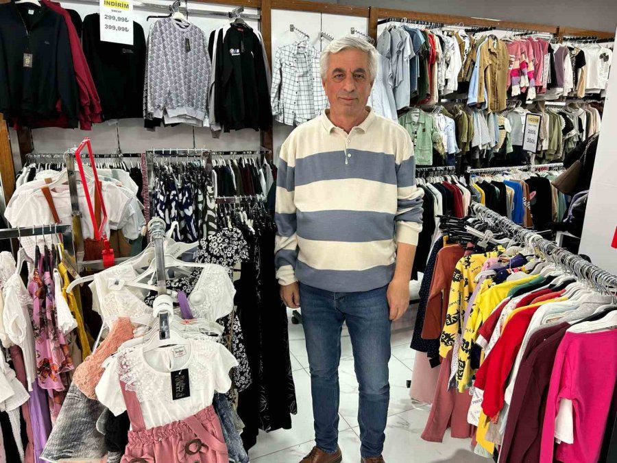 Tomarzalı Hayırseverden Bayram Öncesinde İhtiyaç Sahibi Ailelere Yardım