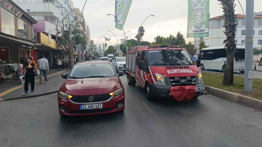 Atv, Kırmızı Işıkta Geçen Otomobile Çarptı: 1 Yaralı