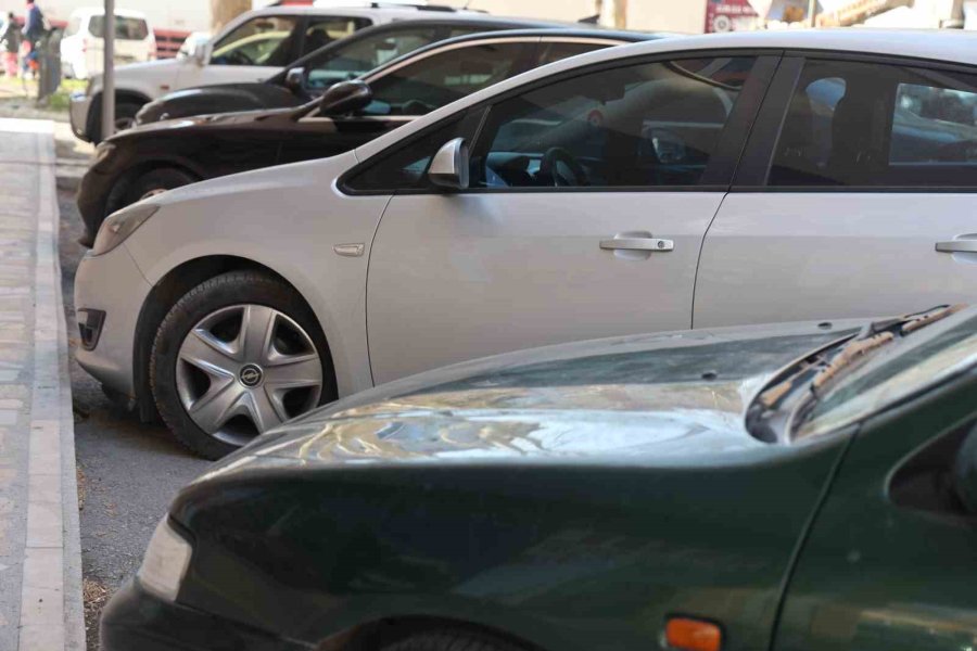 Bayram Tatilinde Yola Çıkacak Araç Sahiplerine Bakım Uyarısı