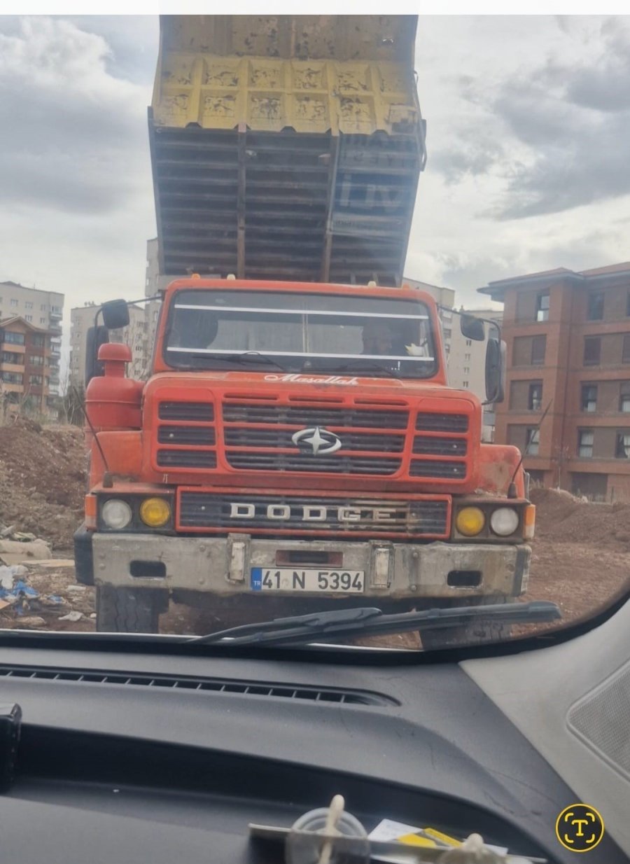 Odunpazarı Belediyesi Kaçak Hafriyat Dökümüne Geçit Vermiyor