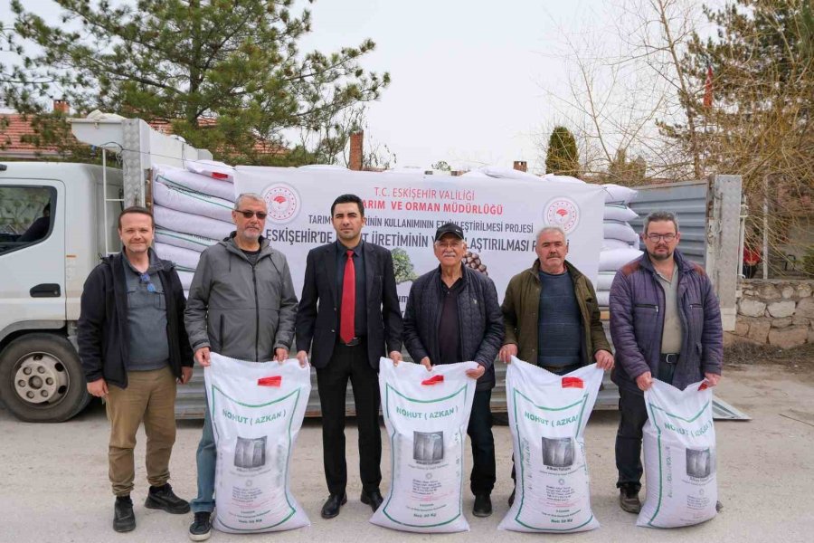 Üreticilere Yüzde 50 Hibeli Nohut Teslimi Devam Ediyor