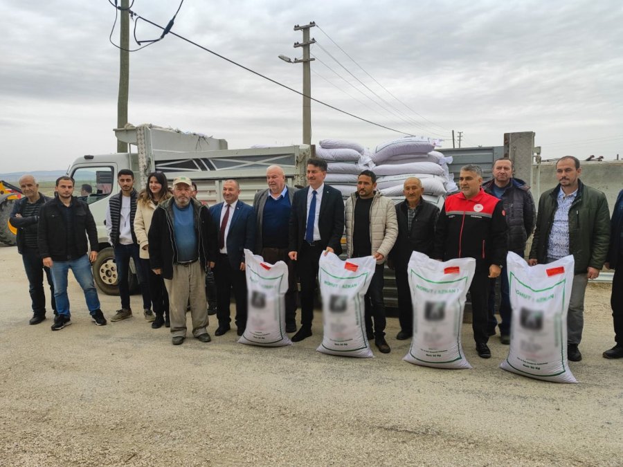 Üreticilere Yüzde 50 Hibeli Nohut Teslimi Devam Ediyor