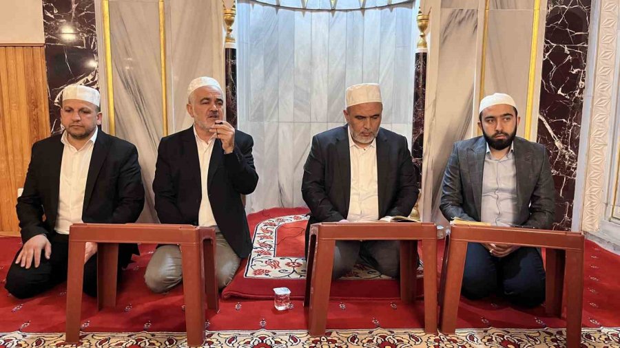 Hacılar’da Gönüller, Kadir Gecesi’nde Arındı