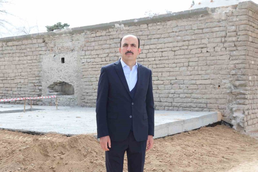 Başkan Altay 600 Yıllık Tarihi Hamamın Su Müzesi Olacağını Açıkladı