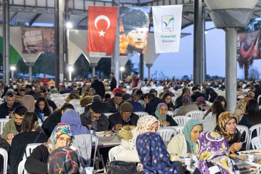 Manavgat Belediyesi, Kadir Gecesi’nde Gönülleri Buluşturdu