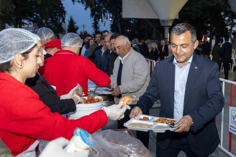 Manavgat Belediyesi, Kadir Gecesi’nde Gönülleri Buluşturdu