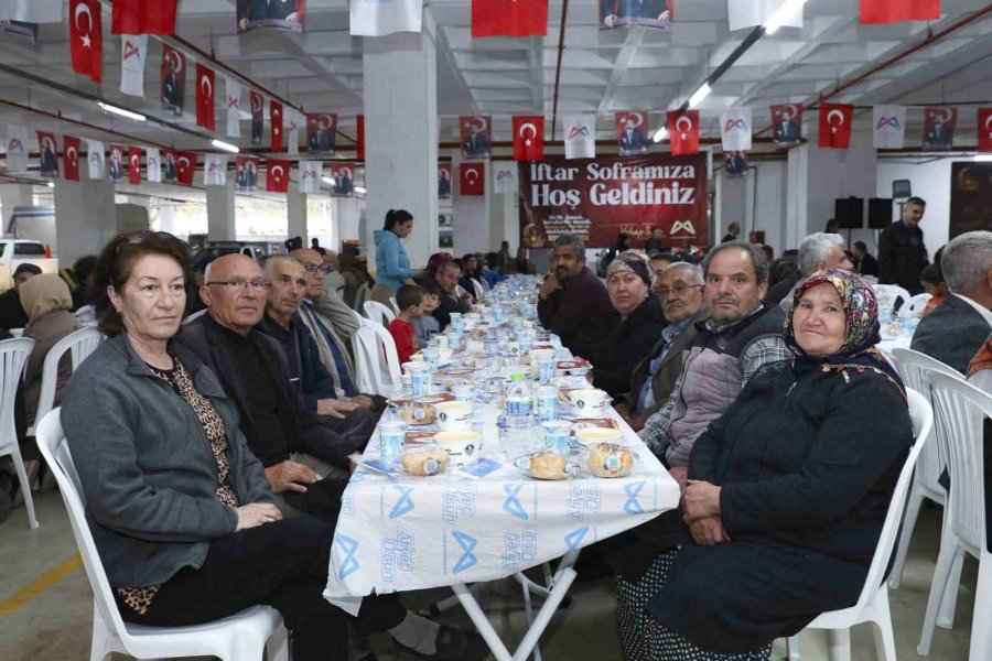 Mersin Büyükşehir Belediyesinin Ramazan Coşkusu Bozyazı’da Devam Etti