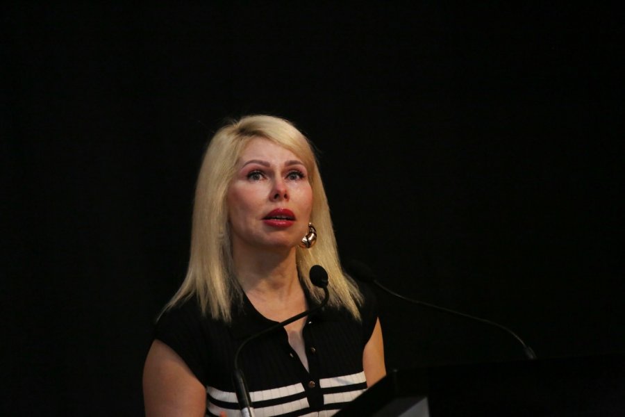 Rektör Özkan Bayramlaşma Töreninde Gözyaşlarına Hakim Olamadı