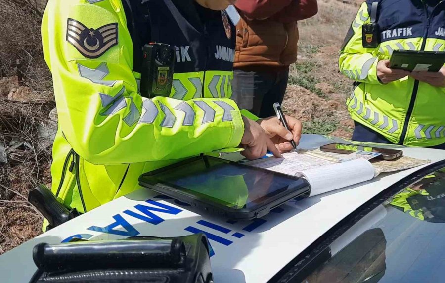 Jandarma Aksaray’da Dron İle Denetliyor