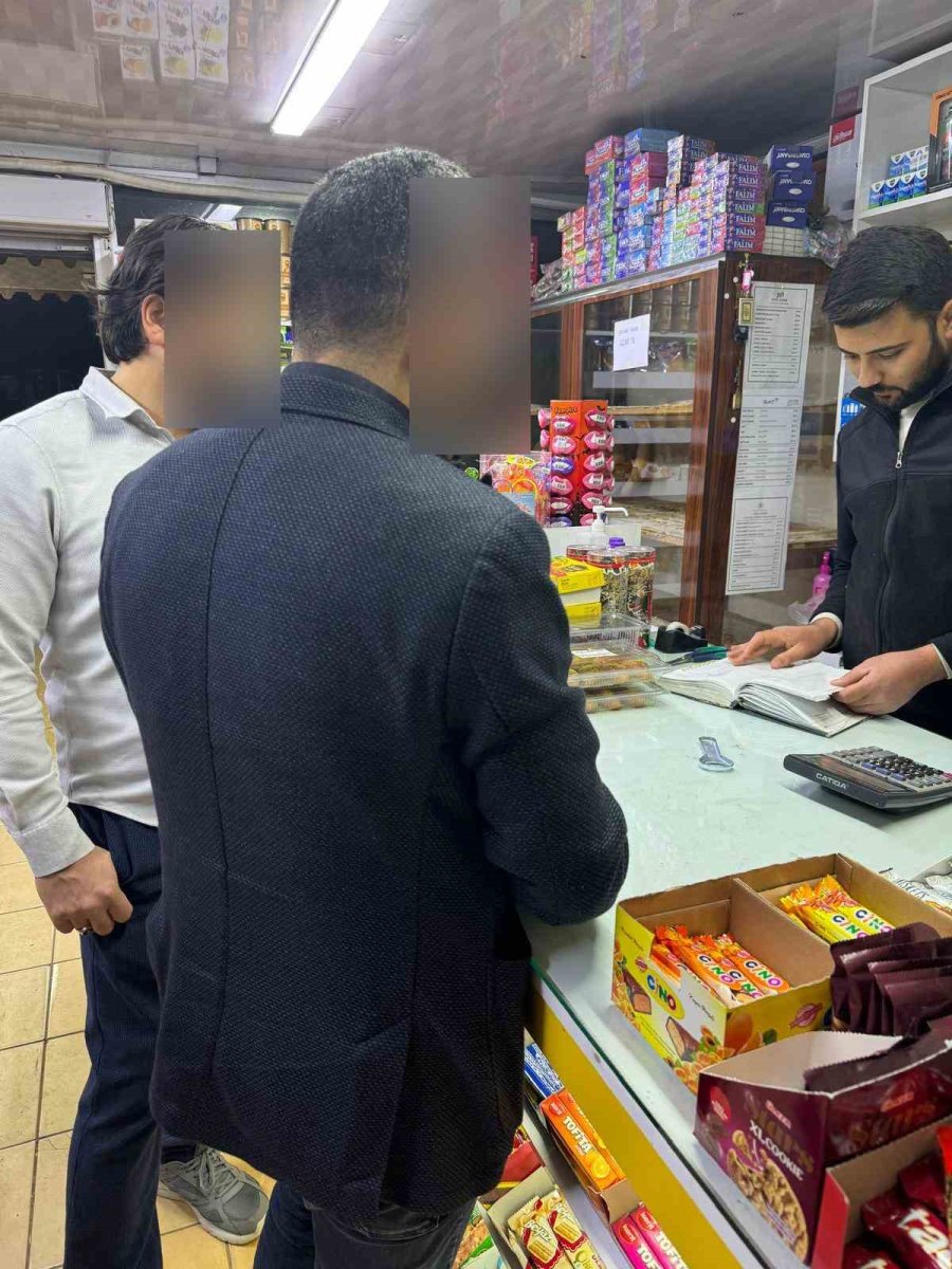 Market Market Dolaşıp 1 Milyon Liralık Veresiye Borcu Kapattılar