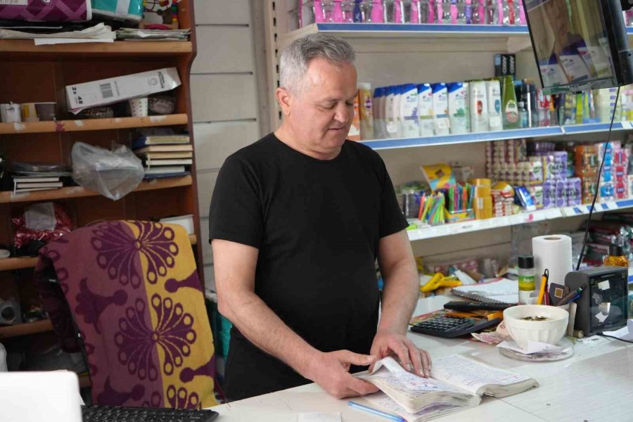 Market Market Dolaşıp 1 Milyon Liralık Veresiye Borcu Kapattılar