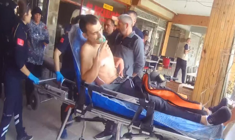 Antalya’da Baba Oğul Kavgası Kanlı Bitti