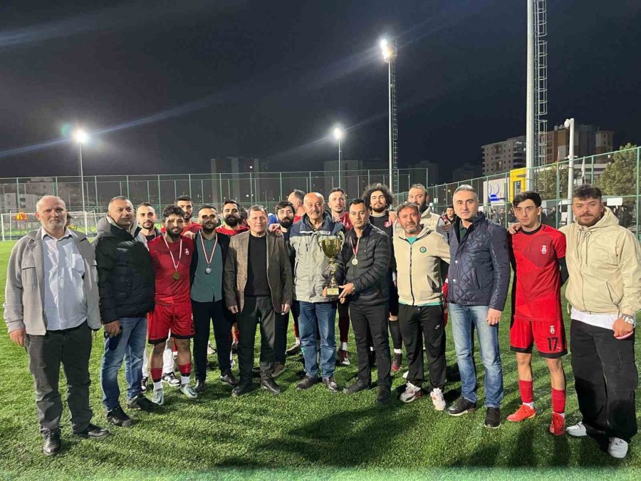 Özvatanspor 4.sırada Tamamladı