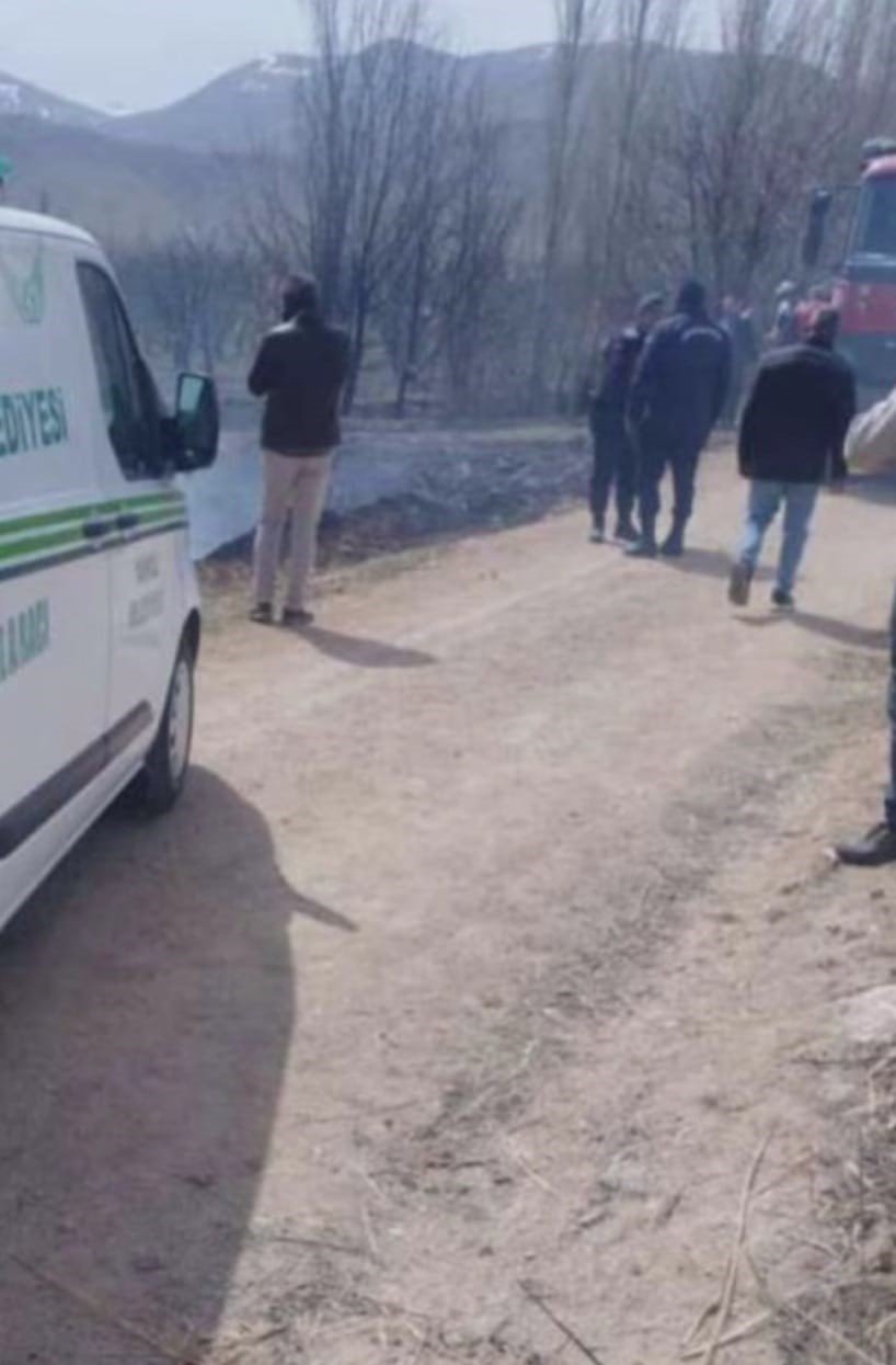 Yangına Müdahale Ederken Alevlerin Arasında Kalan Adam Hayatını Kaybetti