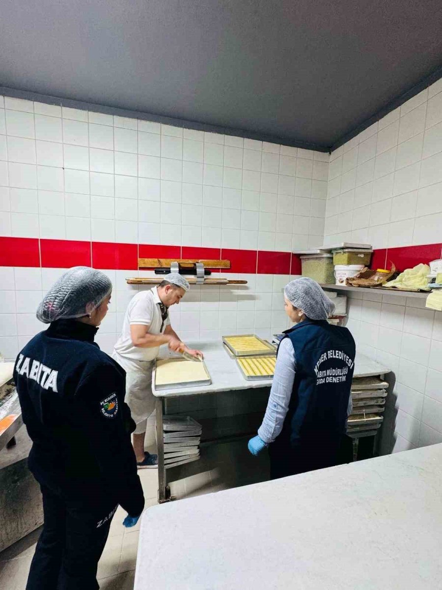 Bayram Öncesi Pastanelerde Denetim