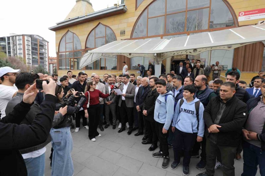 Niğde’de Milli İrade Platformu’ndan Cumhurbaşkanı Erdoğan’a Destek Açıklaması