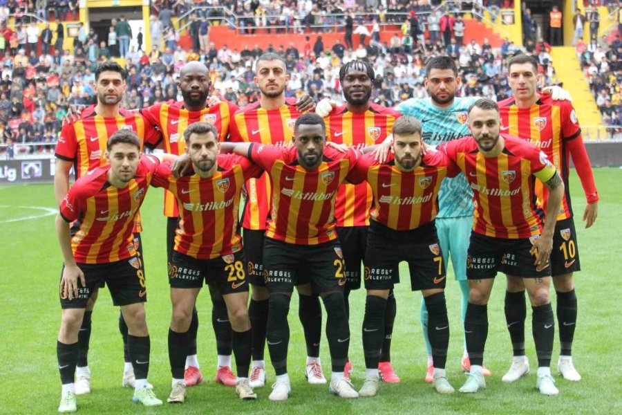 Trendyol Süper Lig: Kayserispor: 2 - Atakaş Hatayspor: 0 (ilk Yarı)