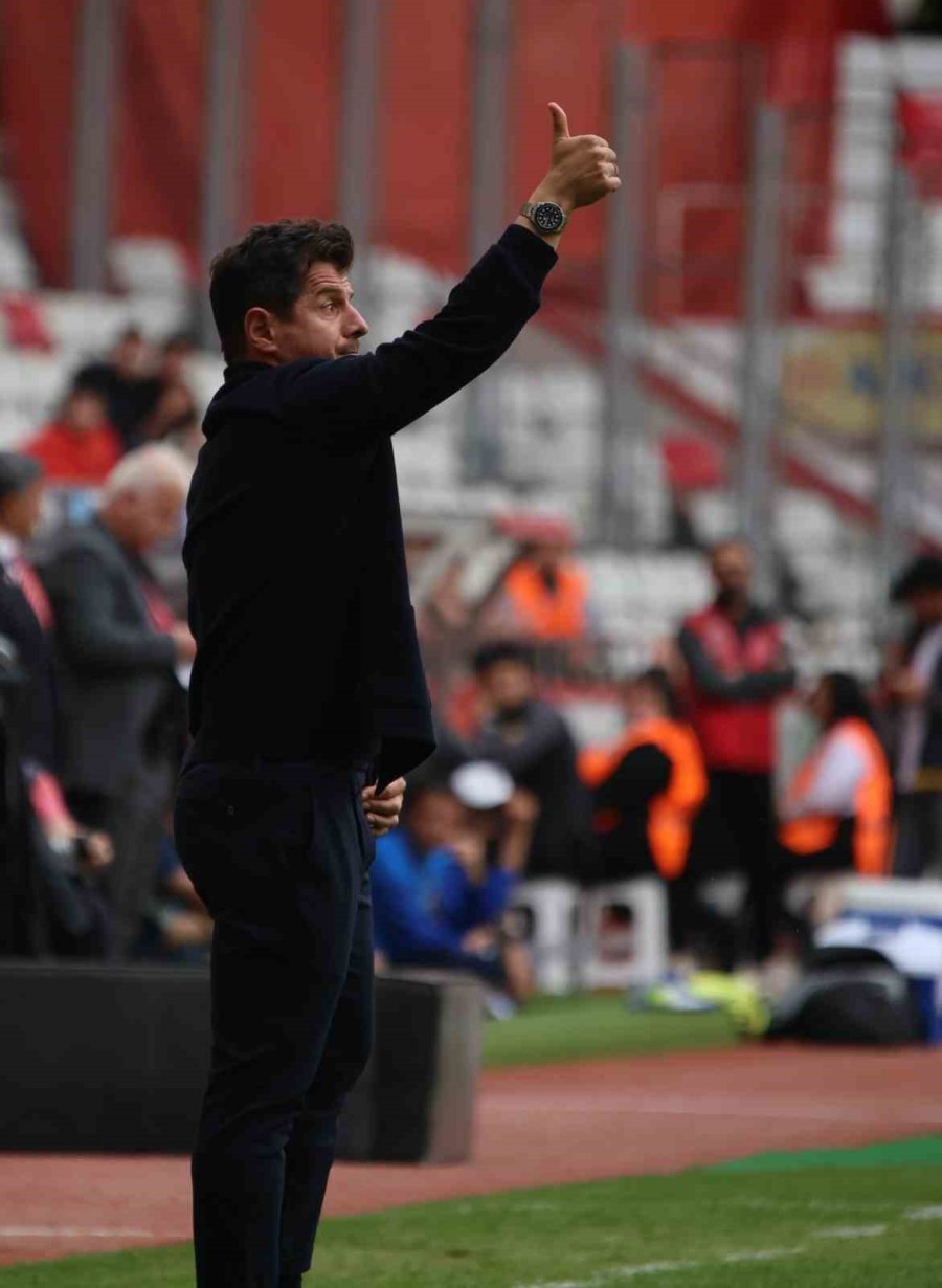 Trendyol Süper Lig: Antalyaspor: 1 - Alanyaspor: 1 (ilk Yarı)