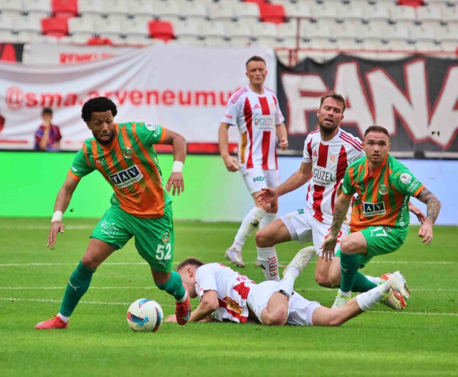 Trendyol Süper Lig: Antalyaspor: 2 - Alanyaspor: 1 (maç Sonucu)