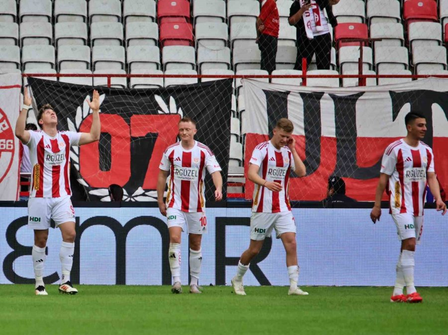 Trendyol Süper Lig: Antalyaspor: 2 - Alanyaspor: 1 (maç Sonucu)