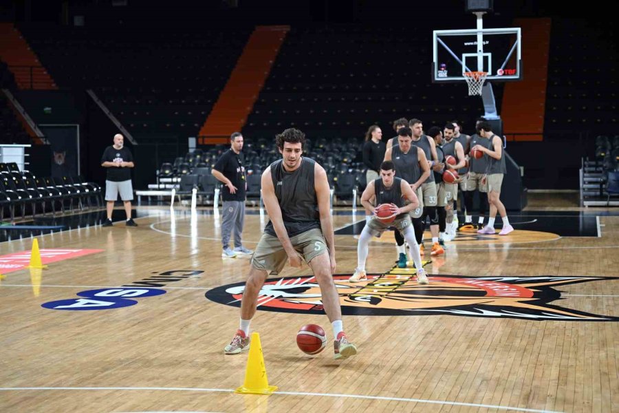 Msk, Fenerbahçe Maçı Hazırlıklarını Sürdürüyor