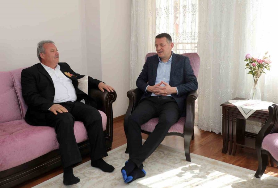 Alanya’da Şehit Ve Gazi Ailelerine Bayram Ziyareti