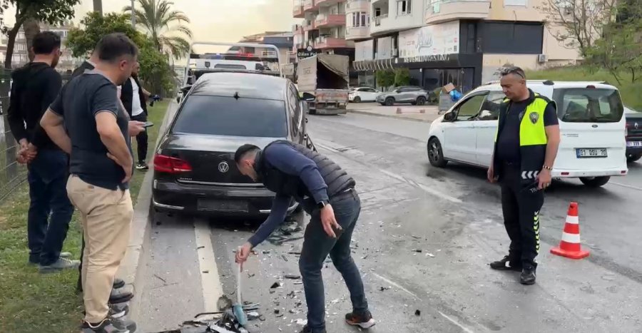 Peşine Takılan Polislerden Kurtulmak İçin Ters Yönden Kaçınca Kaza Kaçınılmaz Oldu